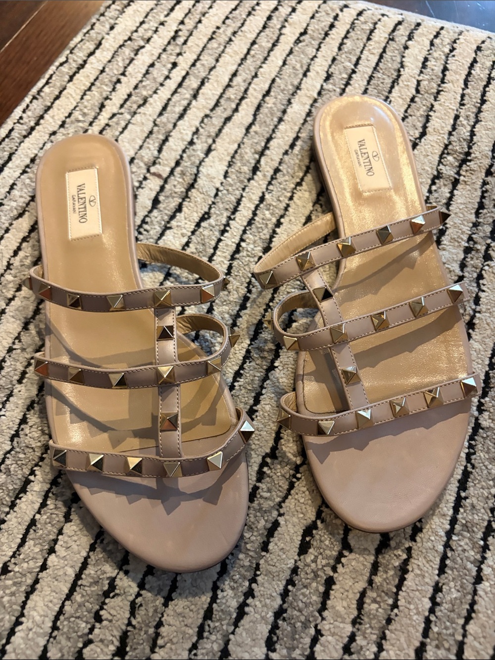 Valentino Nude Rockstud Sandals